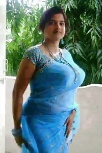 scorching aunty